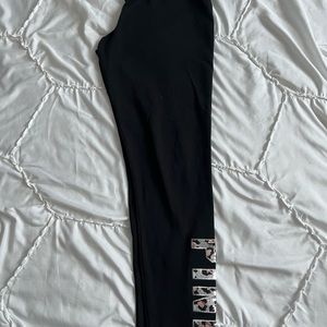 Yoga pants used good condition barely worn